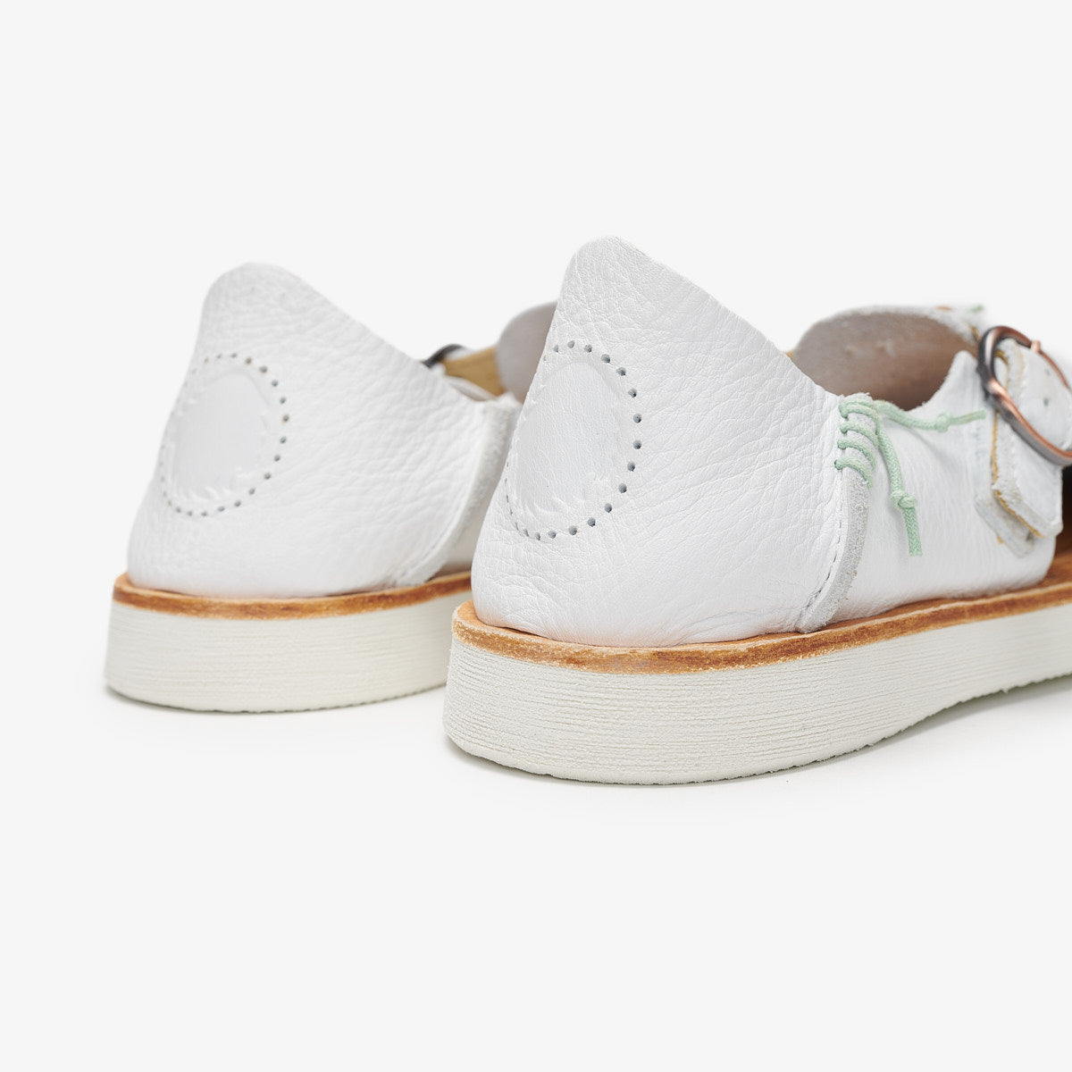 Benirras Premium | White