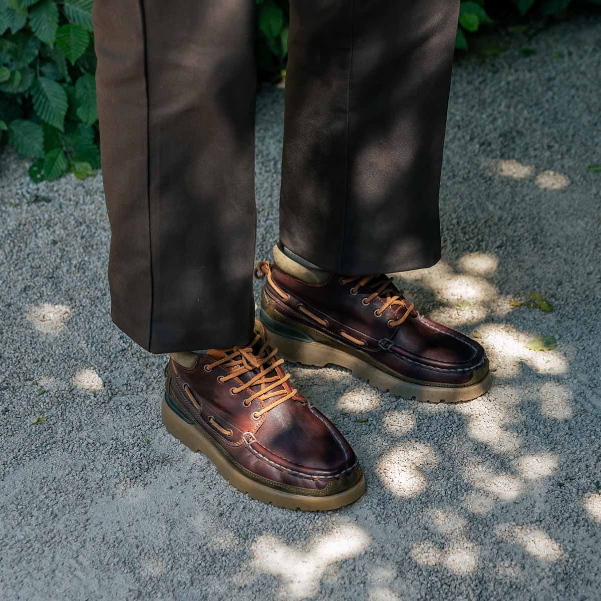Earth Boot Premium | Golden Brown