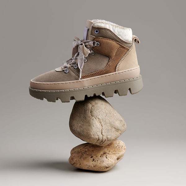 Unalome Hike Suede | Gravel