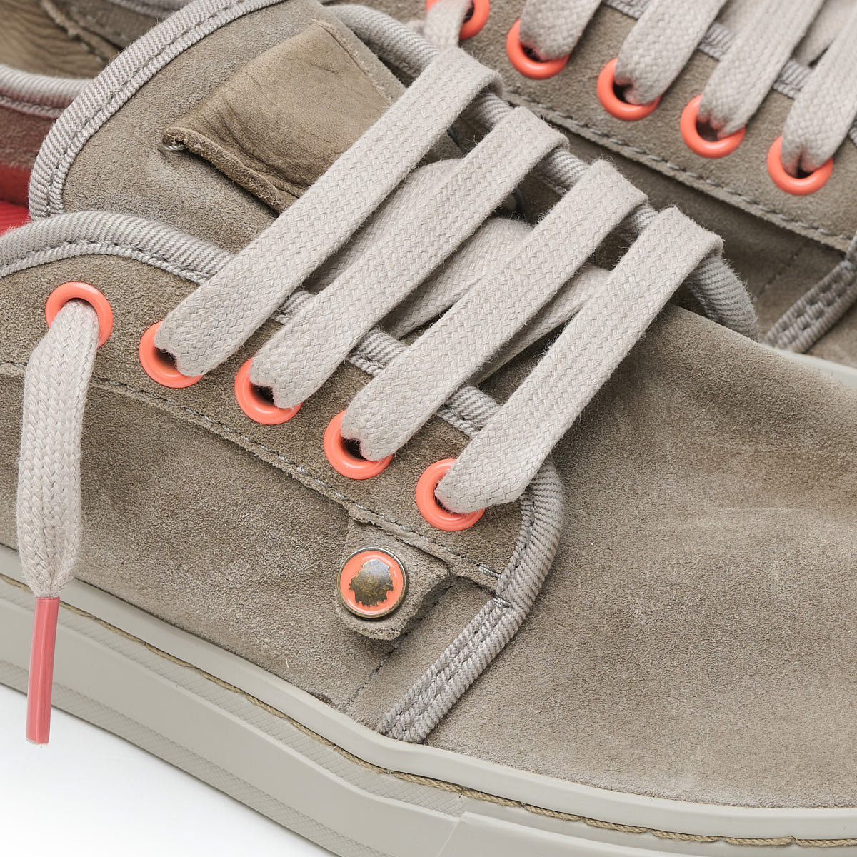 Heisei Suede | Gravel