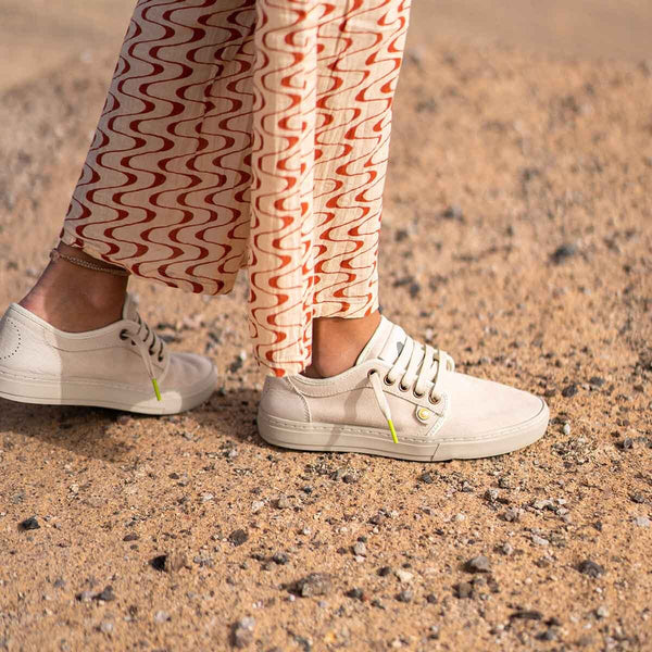 Heisei Suede | Wheat blond