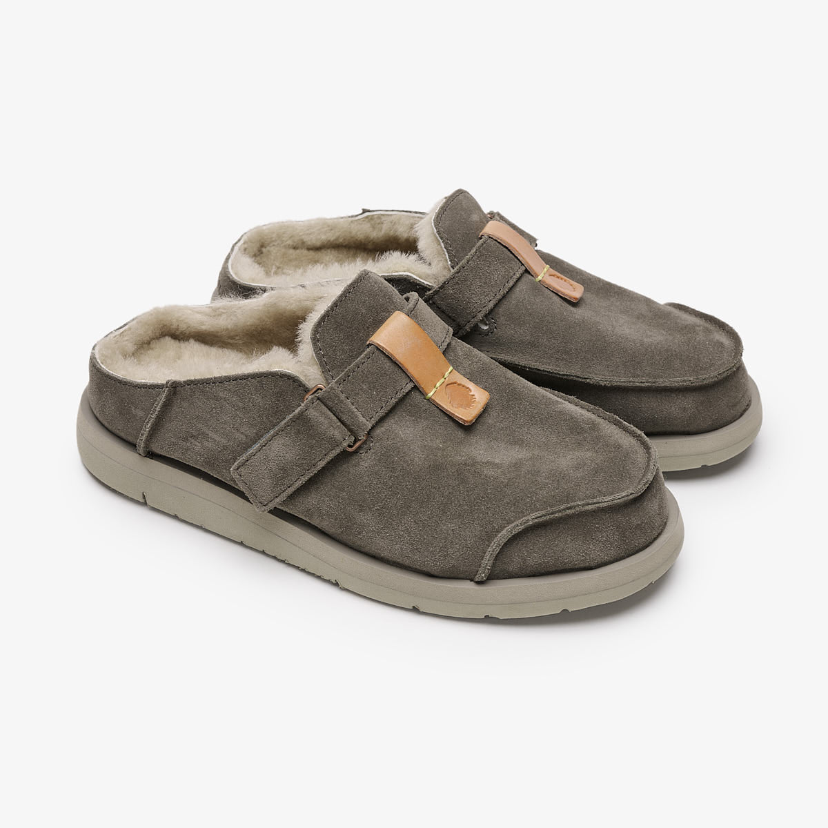 Uwabaki Clog Suede | Deep Khaki