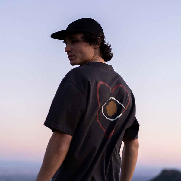 Camiseta de 100 % algodón orgánico gris oscuro